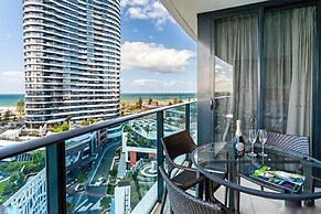 The Oracle Broadbeach 906