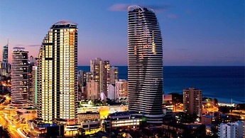 The Oracle Broadbeach 906
