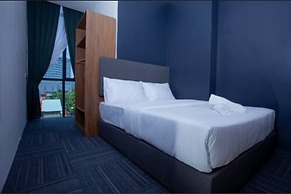 WE Hotel