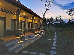 Senja D'Ubud