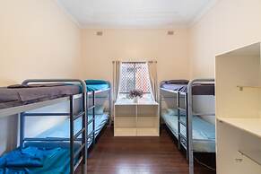 myOZexp Aberdeen Lodge - Hostel