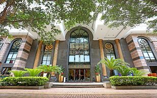 Grand Palace Hotel