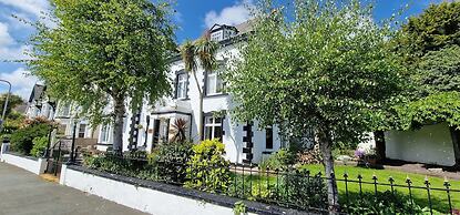 Holcombe House
