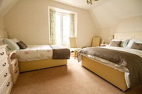 Holcombe House