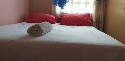 Royal Pine Cottages
