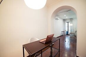 Glam House