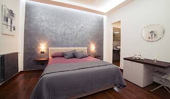 Glam House