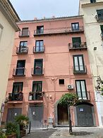 Glam House