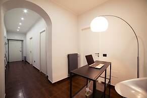 Glam House