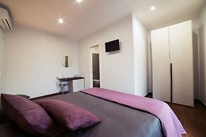 Glam House