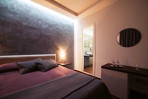 Glam House