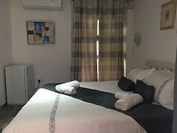 Kanyi Guest House