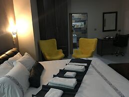 Kanyi Guest House