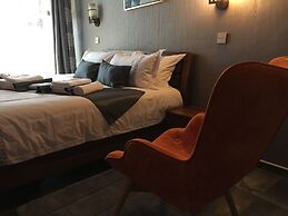 Kanyi Guest House