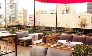 Radisson RED Miraflores
