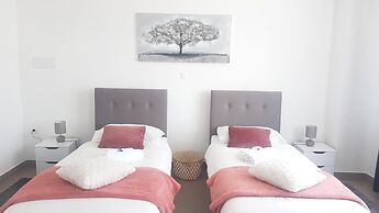Marko Airport Rooms