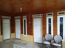 Bale Sembahulun Cottages & Tent