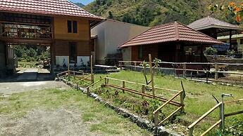 Bale Sembahulun Cottages & Tent