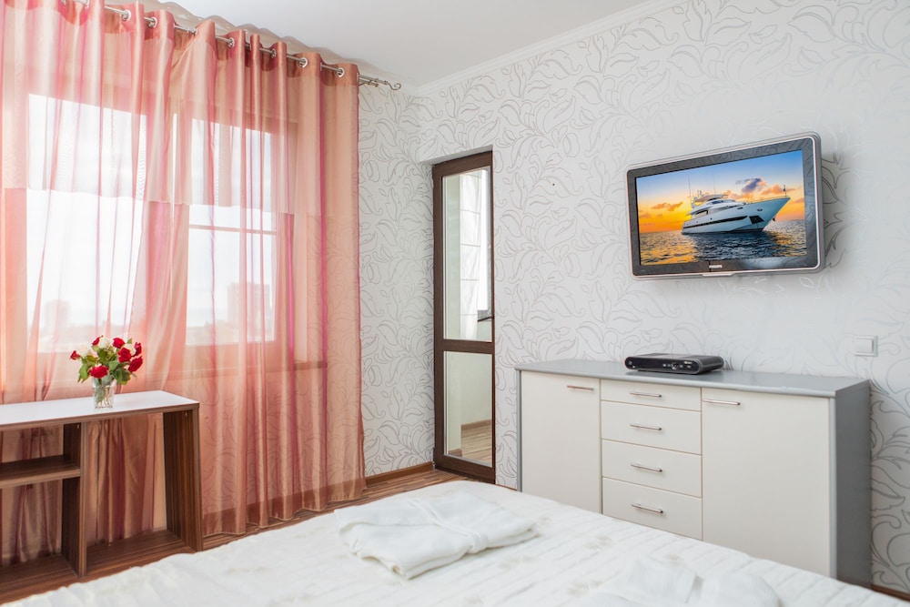 Apartment on Lenina 10