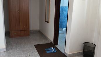 St Lira Hotel
