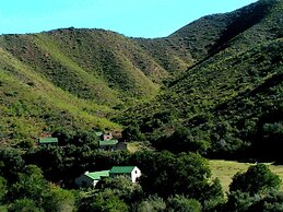 Baviaans Lodge