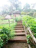 Lacam Lodge - Hostel