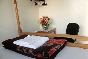 Visitors Inn