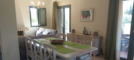 Villa Elaionas 1