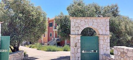 Villa Elaionas 1