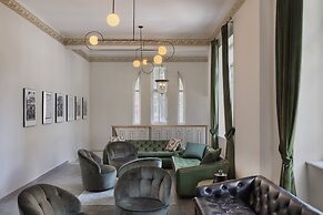 Bachar House - FATTAL COLORS