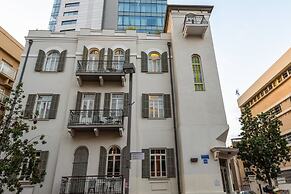 Bachar House - FATTAL COLORS