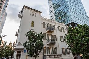 Bachar House - FATTAL COLORS