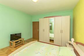 Apartments Albina
