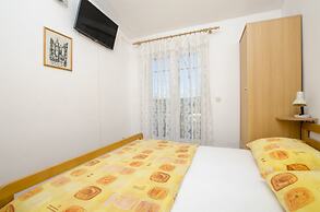 Apartments Oliva