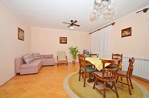 Apartments Marija Near Center