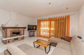 Apartment Tonkica