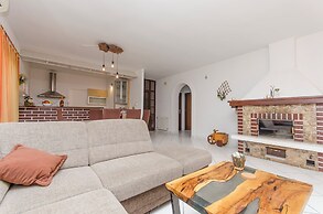 Apartment Tonkica