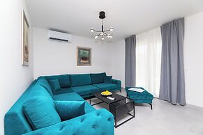 Apartment Bracholet