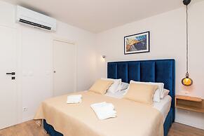 Apartment Bracholet