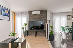 Apartments Mladen