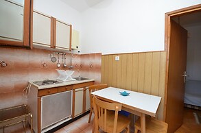 Apartments Zlatko