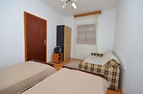 Apartments Zlatko