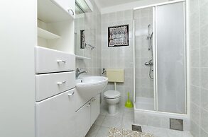 Apartments Mime