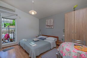 Apartment Goge