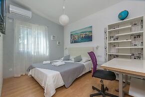 Apartment Goge