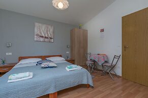 Apartment Goge
