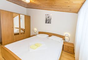Apartments Jere Proto