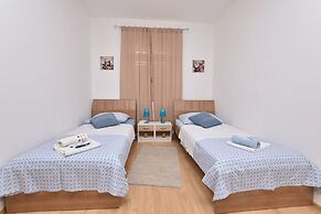 Apartments Dragica