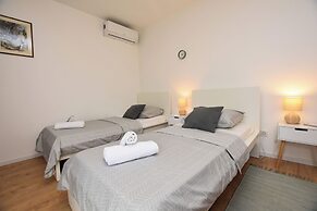 Apartments Dragica