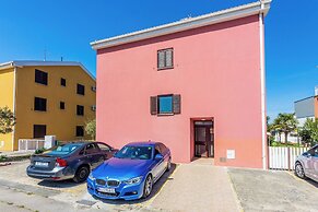 Apartment Besima